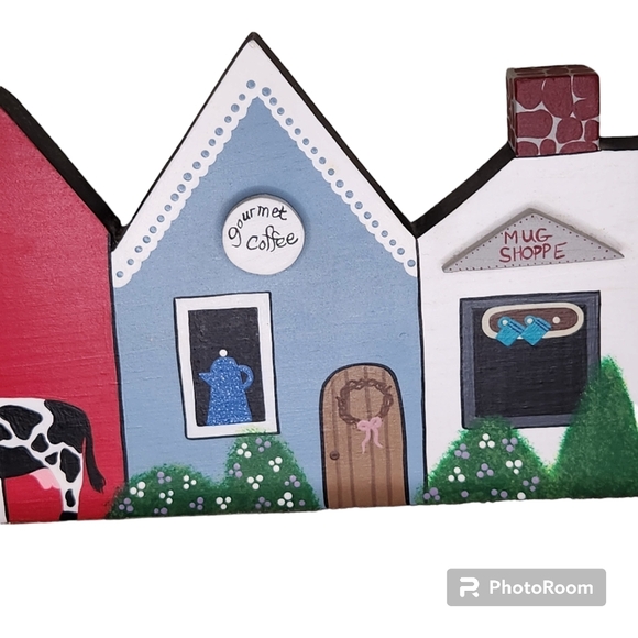 Country Wall Mounted Wood 4 Peg Shelf Hand Painted Town Scene Farm House Rustic - Picture 9 of 10
